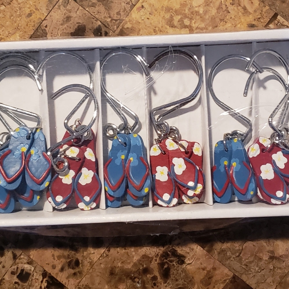 New Set Shower Hooks